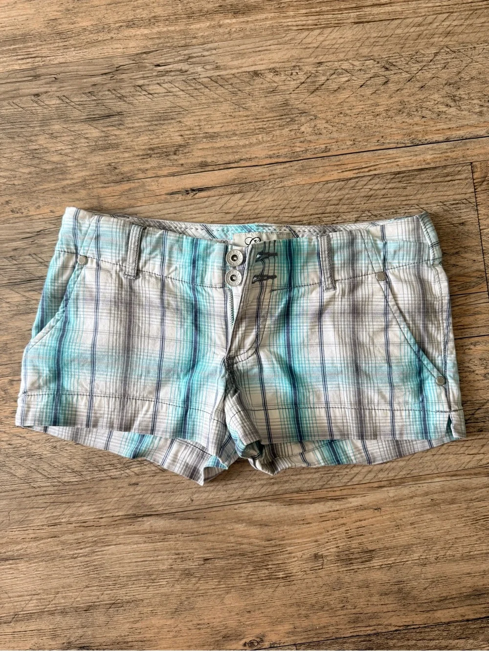 Guess Plaid Shorts in Teal & White